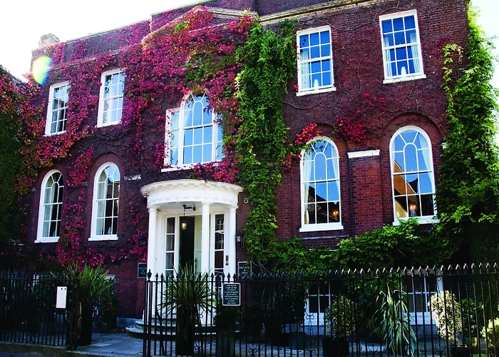 Boutique hotel only: Hotel Du Vin Poole