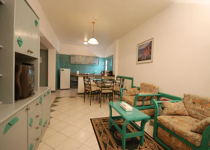 Hôtel avec piscine: Dive Inn Resort