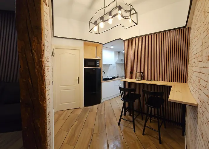 Hostal Andrea Granvia