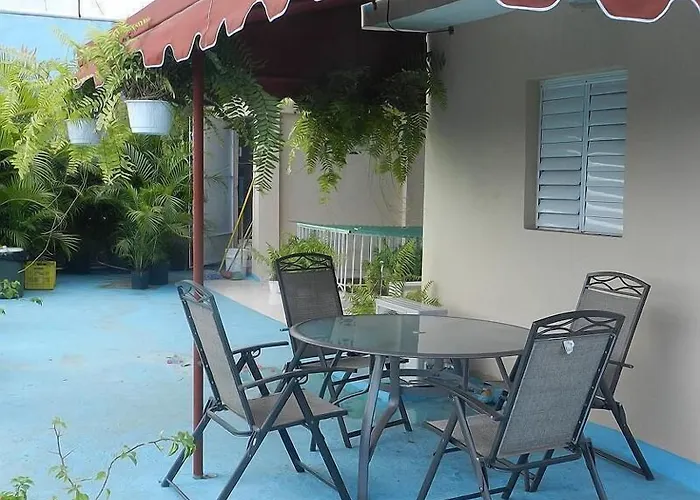 Cheap hotel: Hotel Navarro