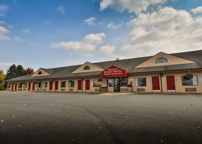 Motel: Nittany Budget Motel