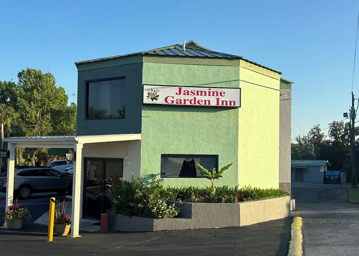 Jasmine Garden Inn -