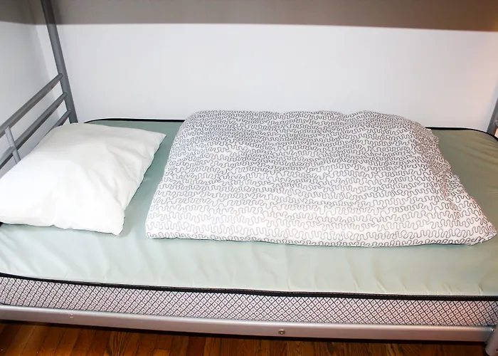 Hotel pres du College: Auberge L'Apero