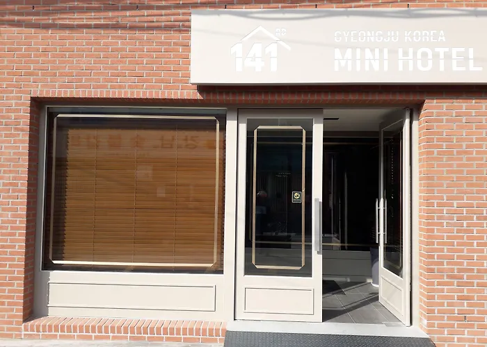 Mini Hotel 141