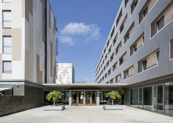 Residencia Universitaria Damia Bonet