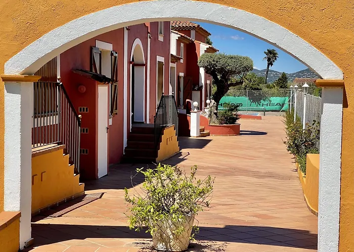 Hotel met tennis: Hotel La Romarine