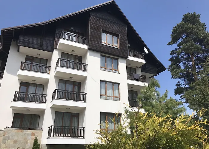 Hills Ski & Spa