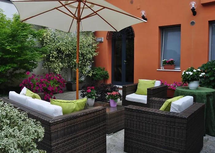 Piazza Nova Guest House Ferrara