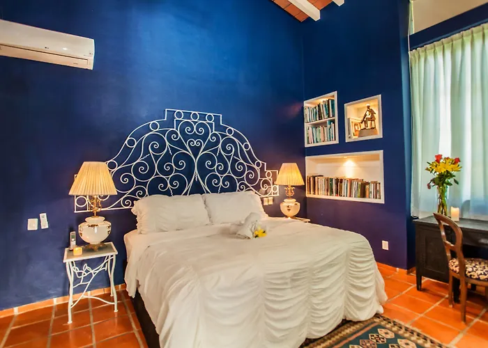 Garlands Del Rio Riverside Boutique Hotel Puerto Vallarta