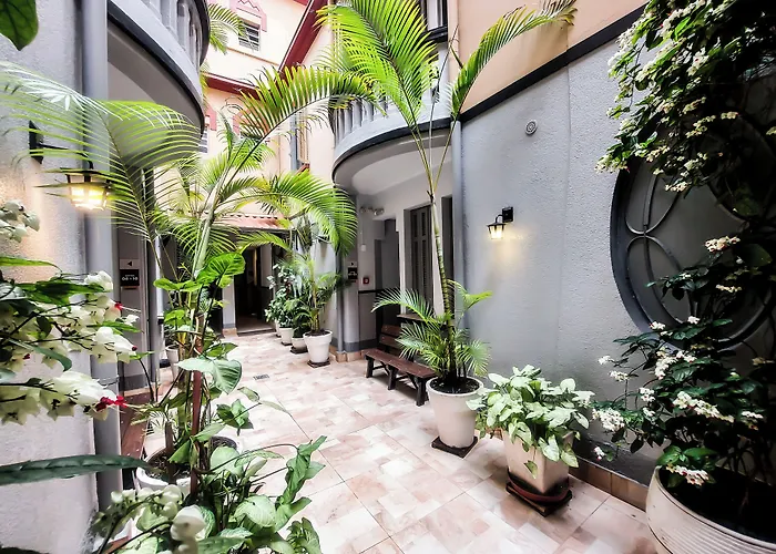 Hotel perto da faculdade: Hotel Itamarati Centro-Republica