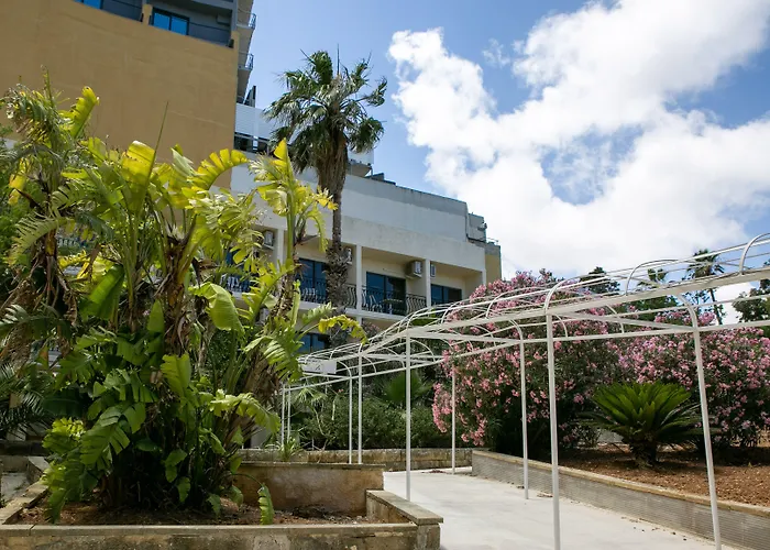 Beach Garden Hotel San Giuliano
