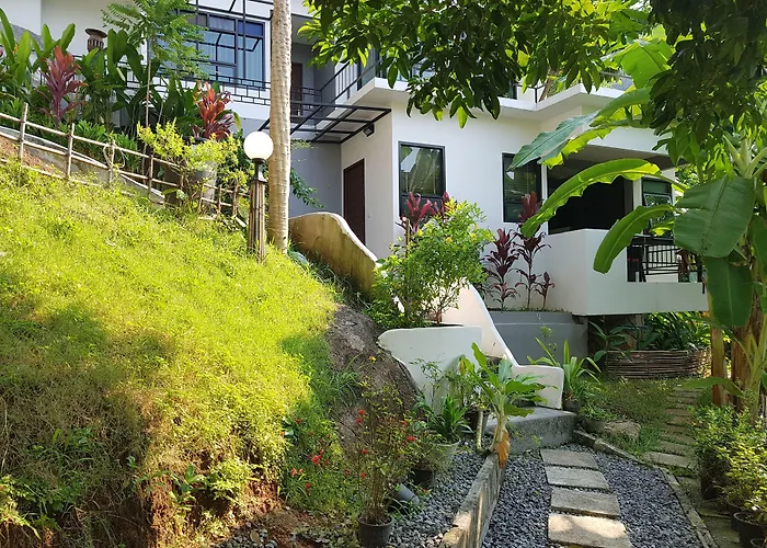 Vacation rental: Balcony Villa