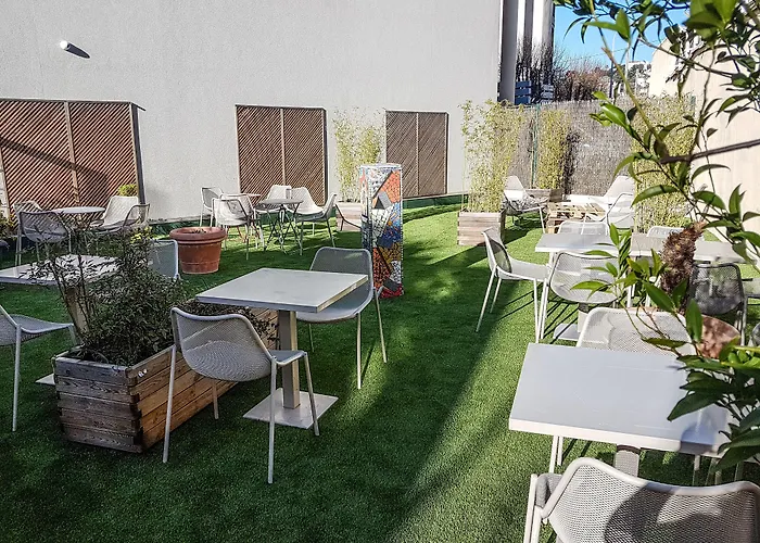 Albergo economico: Esatitude Hotel