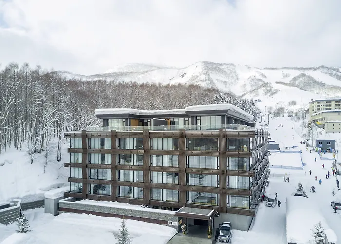 Aya Niseko