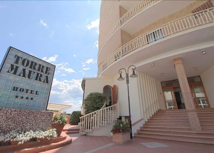 Hotel Torremaura Fronte Mare Con Beach Club
