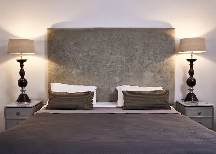 Emporikon Athens Hotel