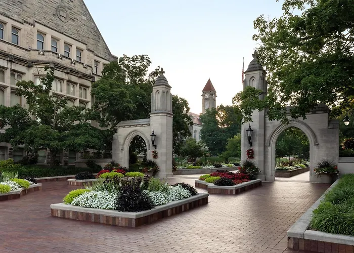 Pet Friendly hotel: Hyatt Place Bloomington Indiana