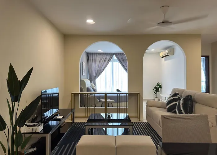 Jb City Shopping Mall Apartment