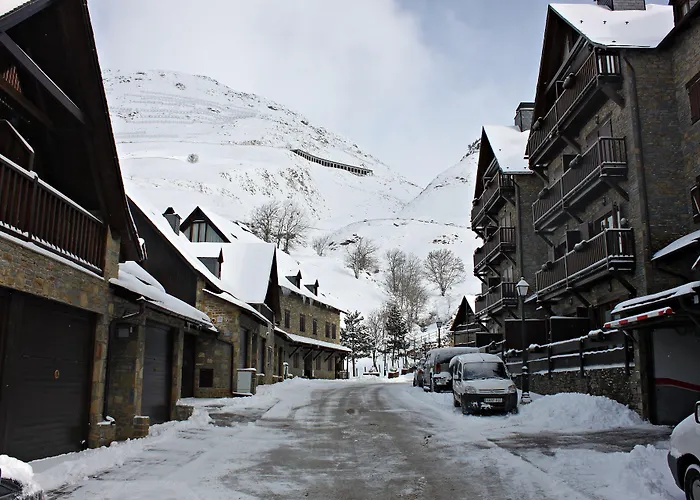 Baqueira Apartamentos Cota 1700 A Pie De Pistas