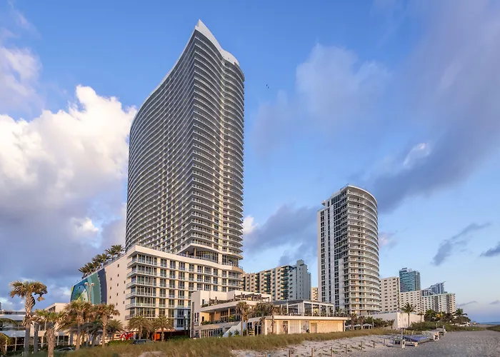 Spa Hotel: Lyfe Resort & Residences