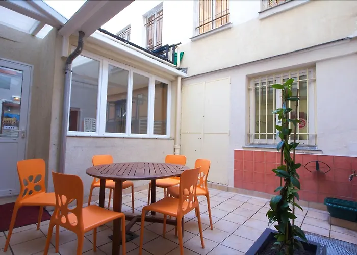 3 sterren hotel: Auberge Internationale Des Jeunes