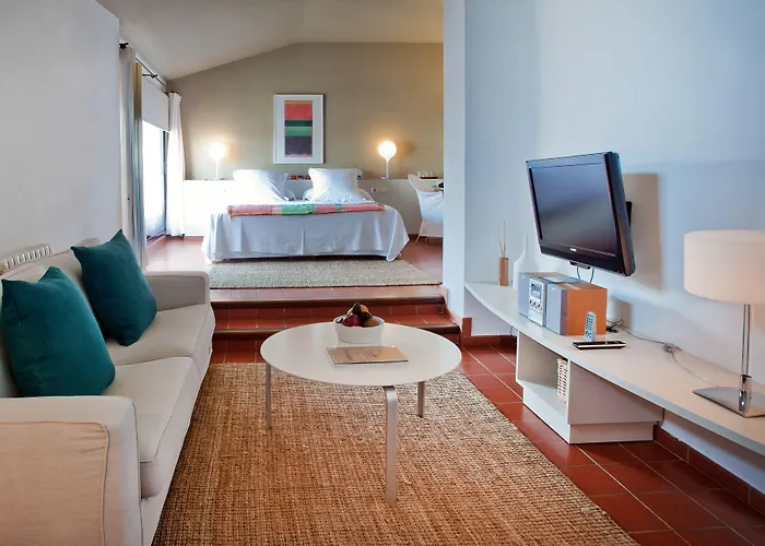 Mas Falgarona Hotel Boutique & Spa Avinyonet de Puigventós