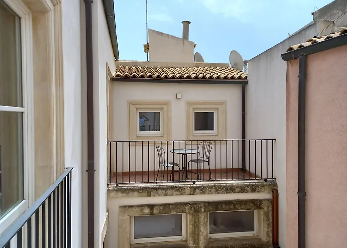 Location Maison Vacances Lanterne Magiche Ortigia