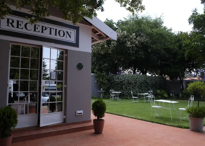 Guest house: Waterkloof Guest House