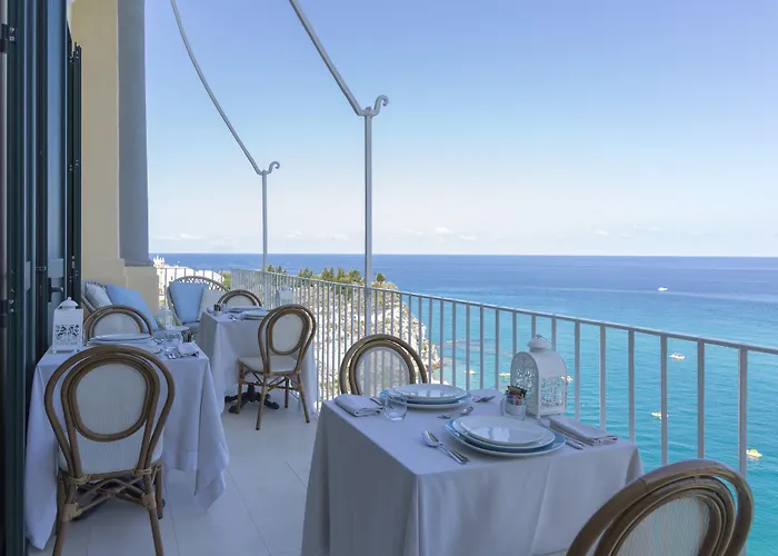 Resort: Palazzo Mottola Tropea