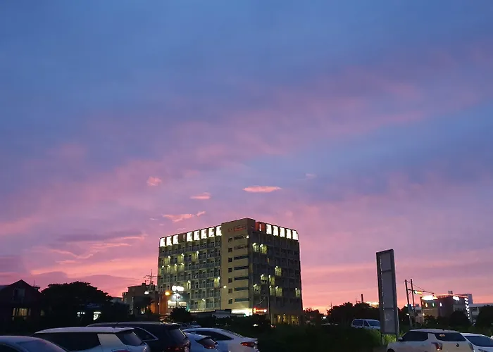 3 star hotel: Golden Tulip Jeju Seongsan Hotel