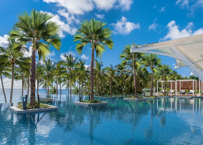 Henann Crystal Sands Resort