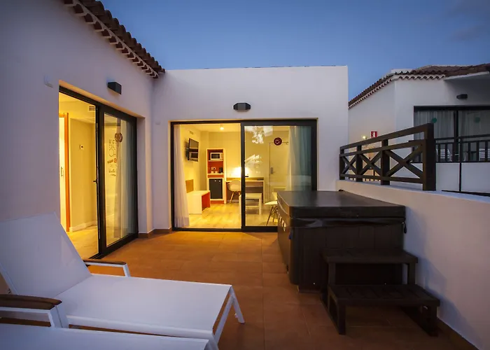 Dog friendly hotels Vanilla Garden Boutique - Adults Only
