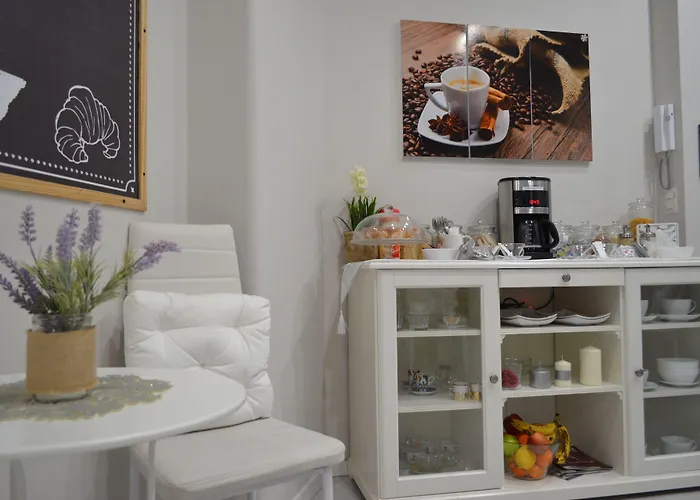 Moonlight Inn Guesthouse