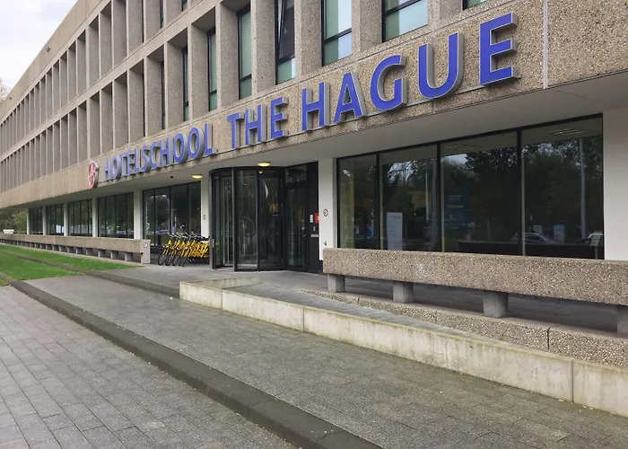 Luchthavenhotel: Skotel Amsterdam, Hotelschool The Hague