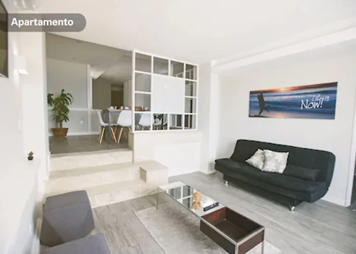 Hotel: CLH Suites Domingos Ferreira