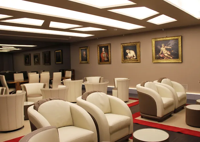 Pet Friendly hotel: Harry'S Bar Trevi Hotel & Restaurant