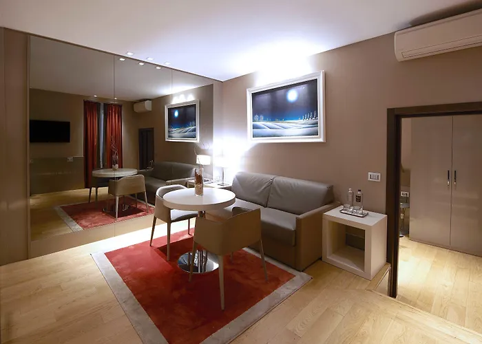 Pet Friendly hotel: Harry'S Bar Trevi Hotel & Restaurant