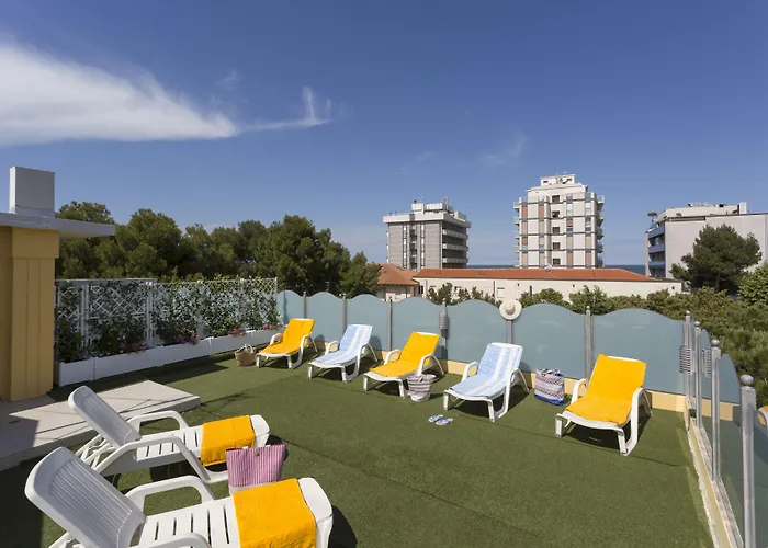 Hotel Jacuzzi: Hotel Cannes - in pieno centro