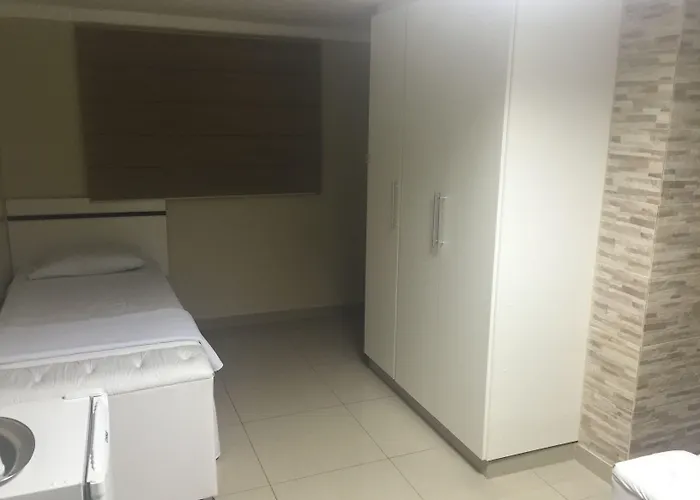 Oyo Hotel Via Universitaria, Anapolis