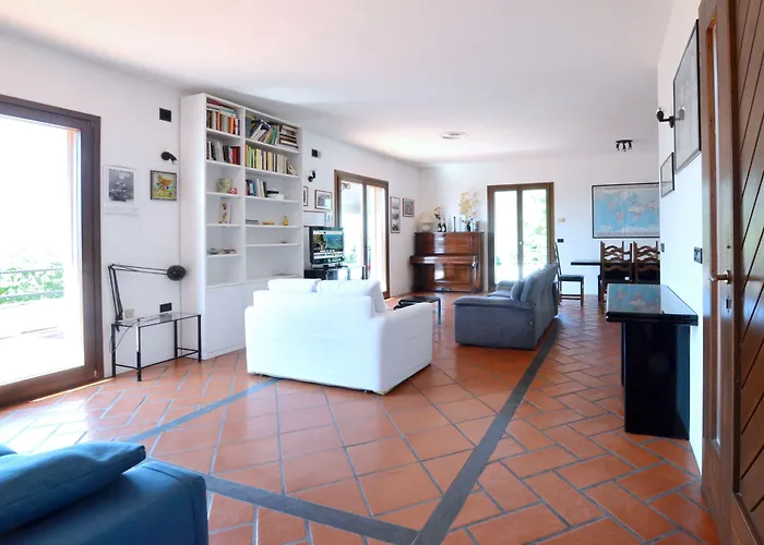 La villa: Villa Manuela