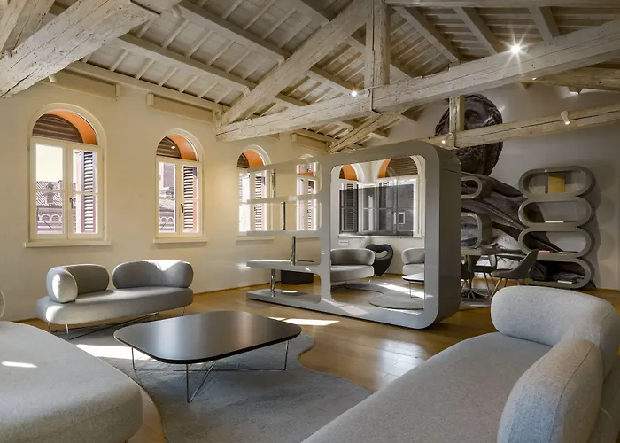 Lords Of Verona Luxury Apartments