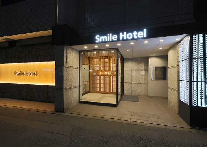 Cheap hotel: Smile Hotel Kyoto Karasumagojo