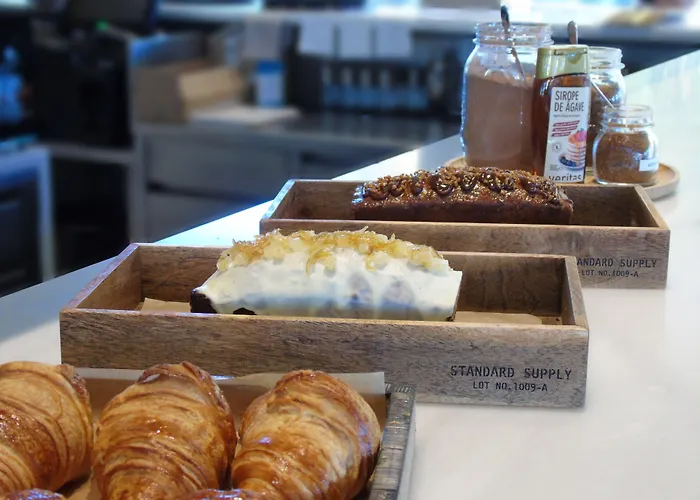 Hotel near College: Numad Studios