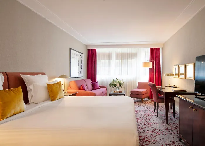 Romantic hotel: Warwick Champs-Elysees Paris