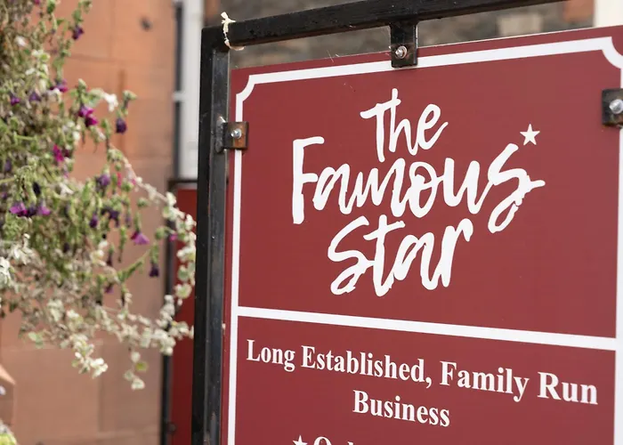 The Famous Star Hotel Moffat