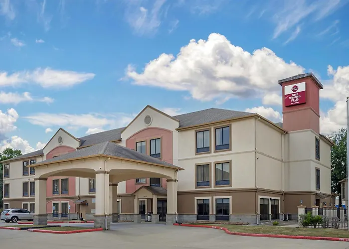 Best Western Plus North Houston Inn & Suites