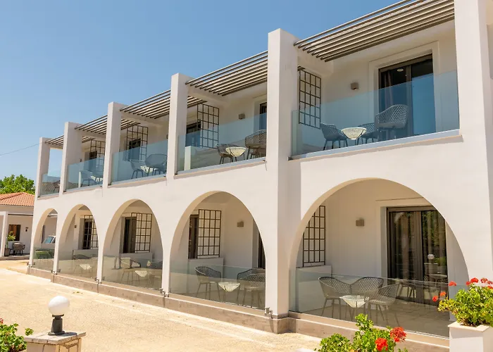 Sunny Garden Hotel Tsilivi 