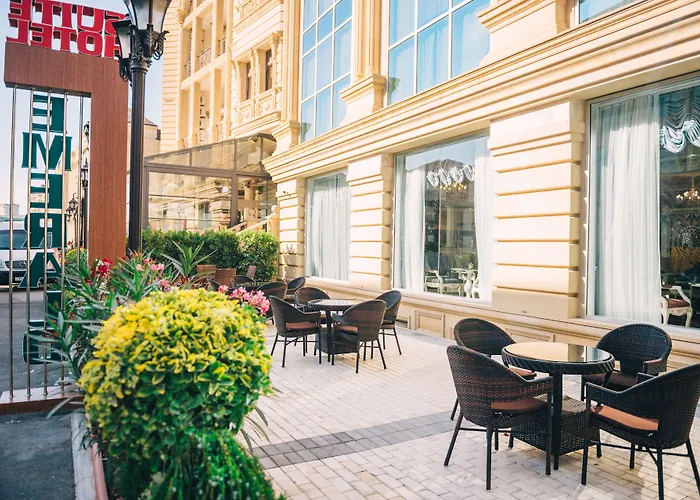 Emerald Suite Hotel Bakoe