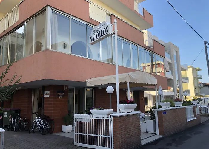 Hotel sulla spiaggia: Hotel Napoleon