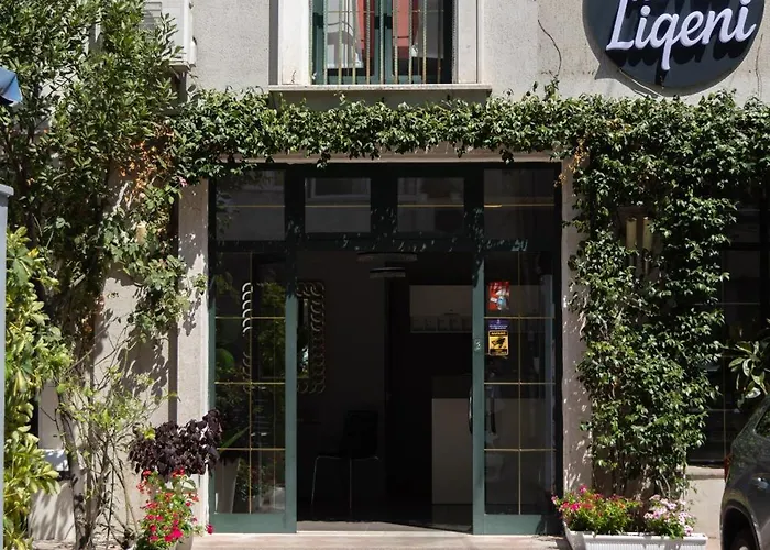 Hotel 3 stelle: Hotel Liqeni